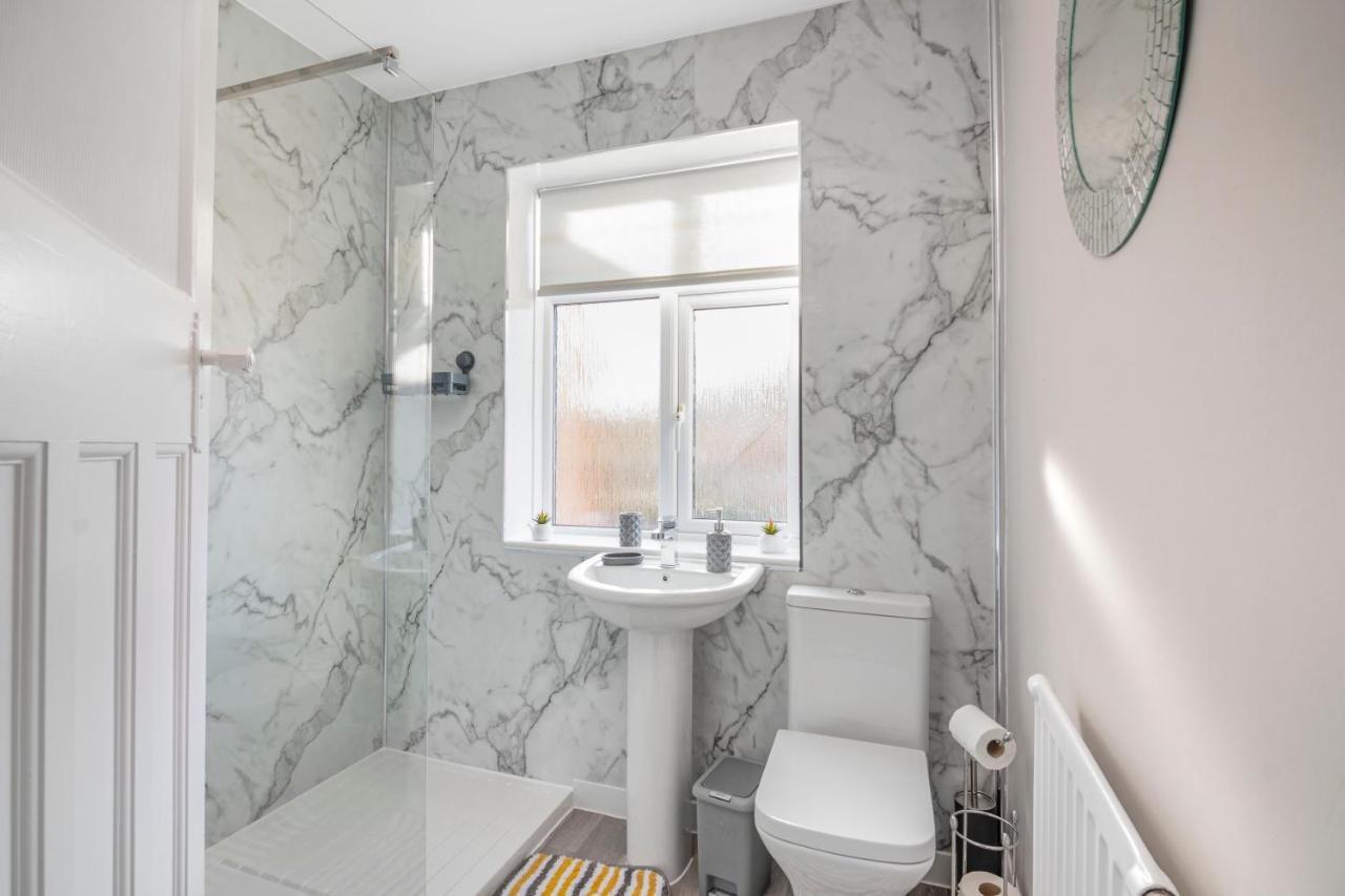 Spacious 3 Bed House, Netflix, Garden, Parking Southampton Bagian luar foto