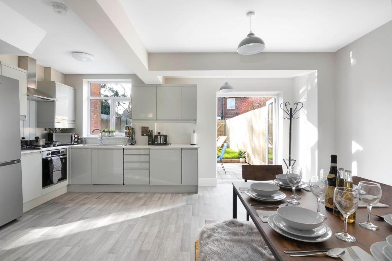 Spacious 3 Bed House, Netflix, Garden, Parking Southampton Bagian luar foto