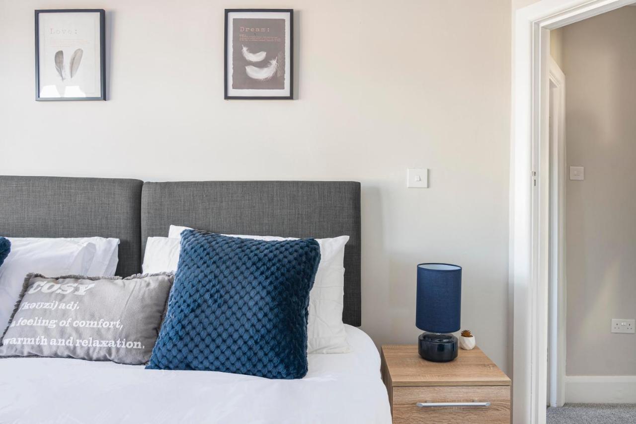 Spacious 3 Bed House, Netflix, Garden, Parking Southampton Bagian luar foto